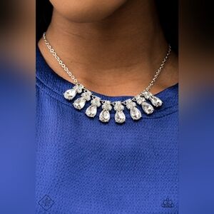 Elegant Silver Teardrop Necklace